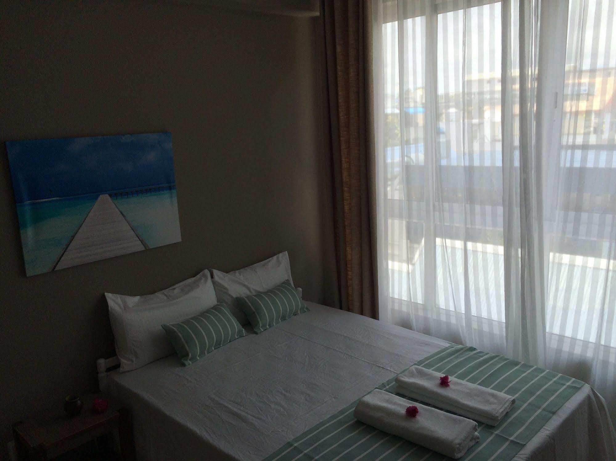 Seaview Holiday Apartments Grand Baie Exterior photo